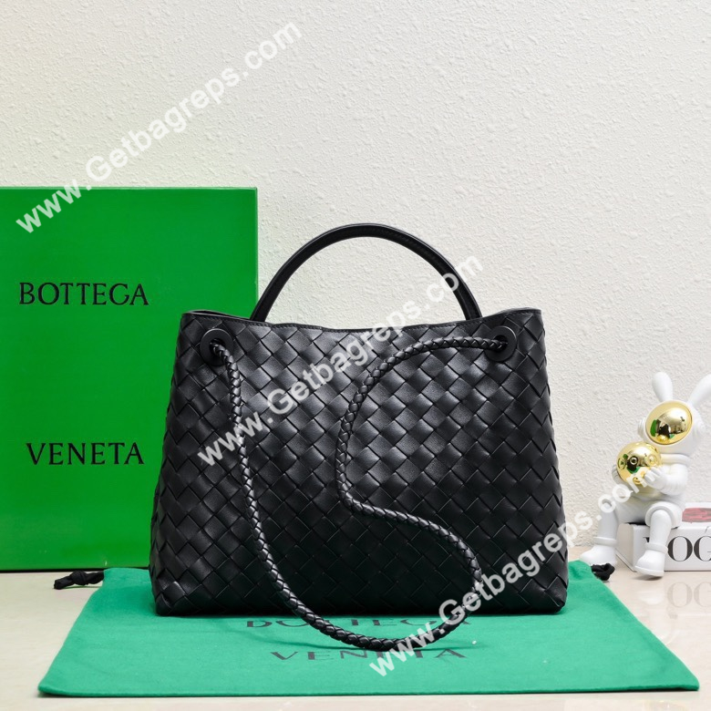 Bottega Veneta 32cm Andiamo Normal Chain Top Handle Bag in Supple Intrecciato Leather Black