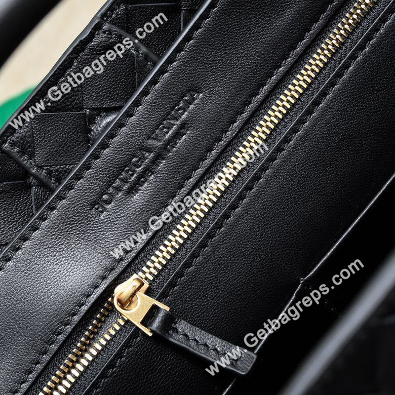 Bottega Veneta 32cm Andiamo Normal Chain Top Handle Bag in Supple Intrecciato Leather Black