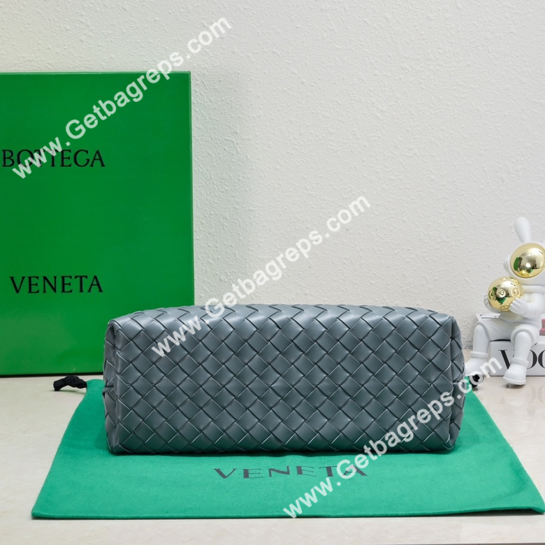 Bottega Veneta 32cm Andiamo Normal Chain Top Handle Bag in Supple Intrecciato Leather Blue