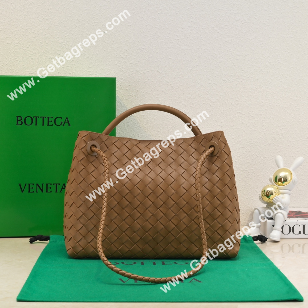 Bottega Veneta 32cm Andiamo Normal Chain Top Handle Bag in Supple Intrecciato Leather Coffee