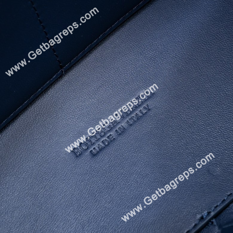 Bottega Veneta 32cm Andiamo Normal Chain Top Handle Bag in Supple Intrecciato Leather Dark Blue