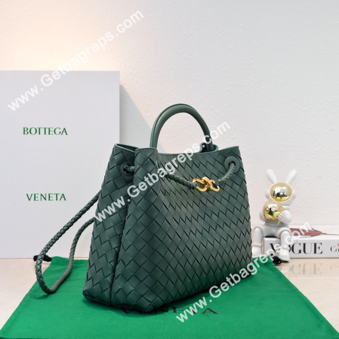 Bottega Veneta 32cm Andiamo Normal Chain Top Handle Bag in Supple Intrecciato Leather Dark Green