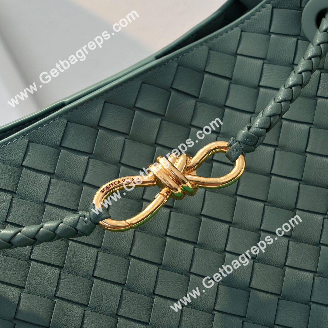 Bottega Veneta 32cm Andiamo Normal Chain Top Handle Bag in Supple Intrecciato Leather Dark Green