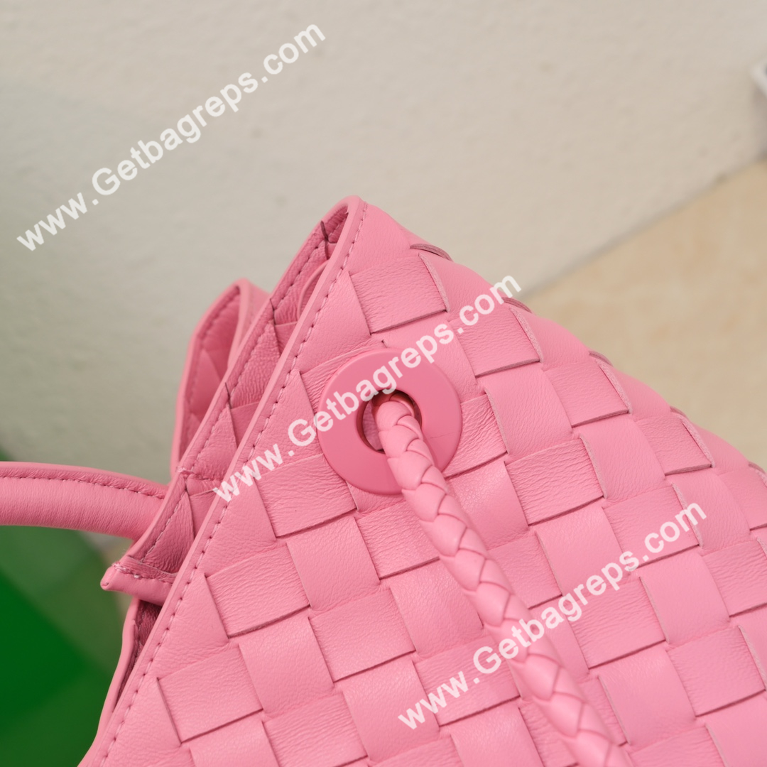 Bottega Veneta 32cm Andiamo Normal Chain Top Handle Bag in Supple Intrecciato Leather Rose