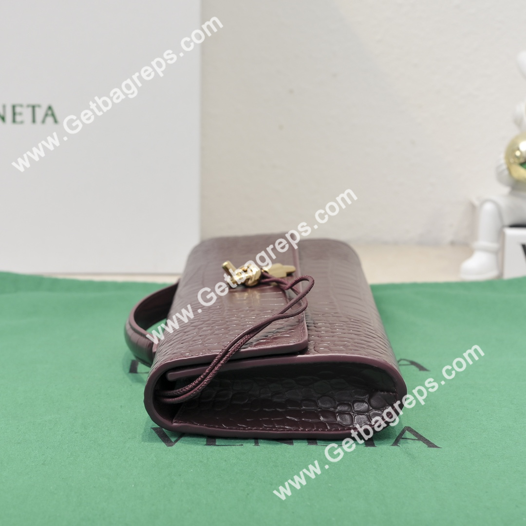 Bottega Veneta Andiamo Clutch Top Handle Clutch in Crocodile Dark Red