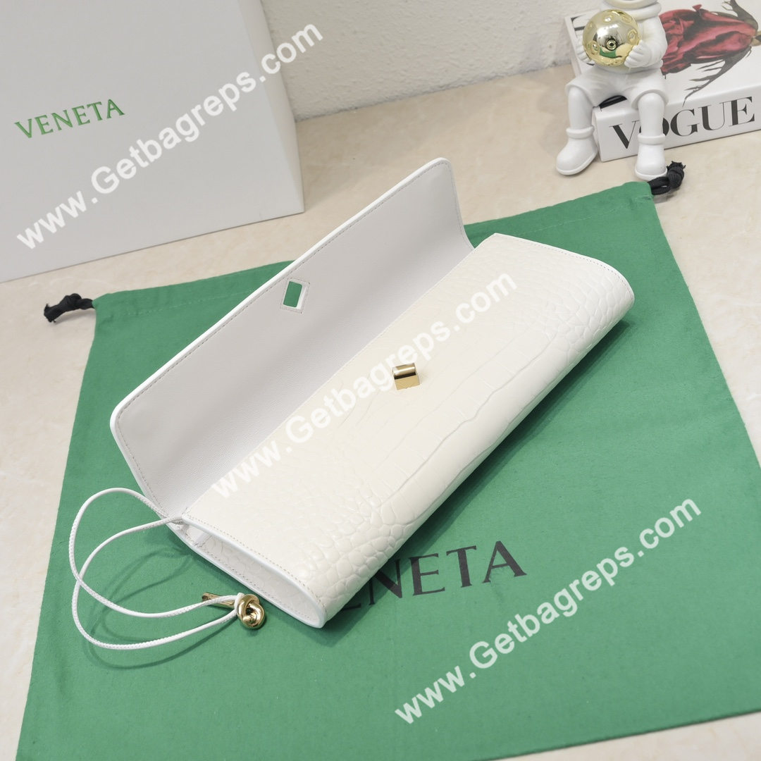 Bottega Veneta Andiamo Clutch Top Handle Clutch in Crocodile White