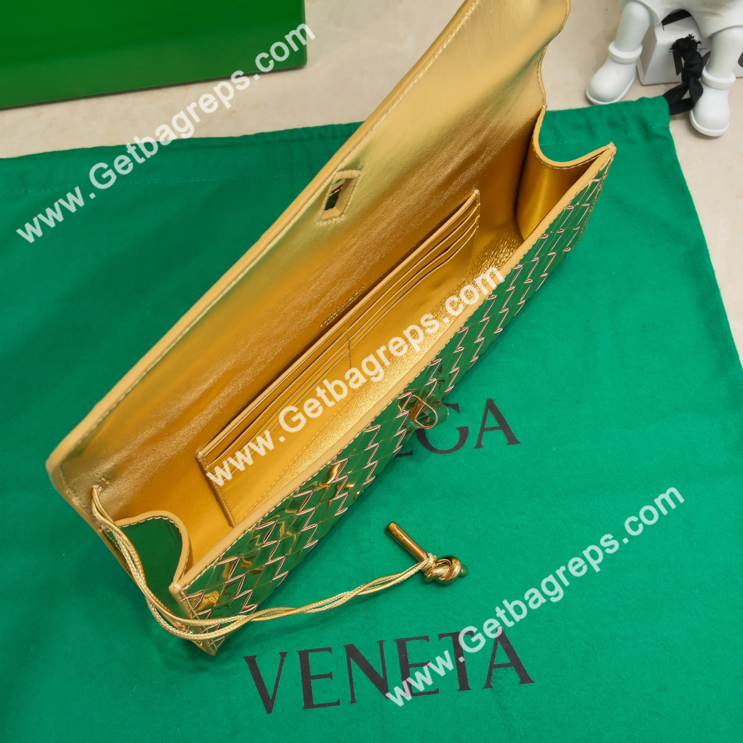 Bottega Veneta Andiamo Clutch Top Handle Clutch in Intrecciato Leather with Foggy Mirror Effect Gold