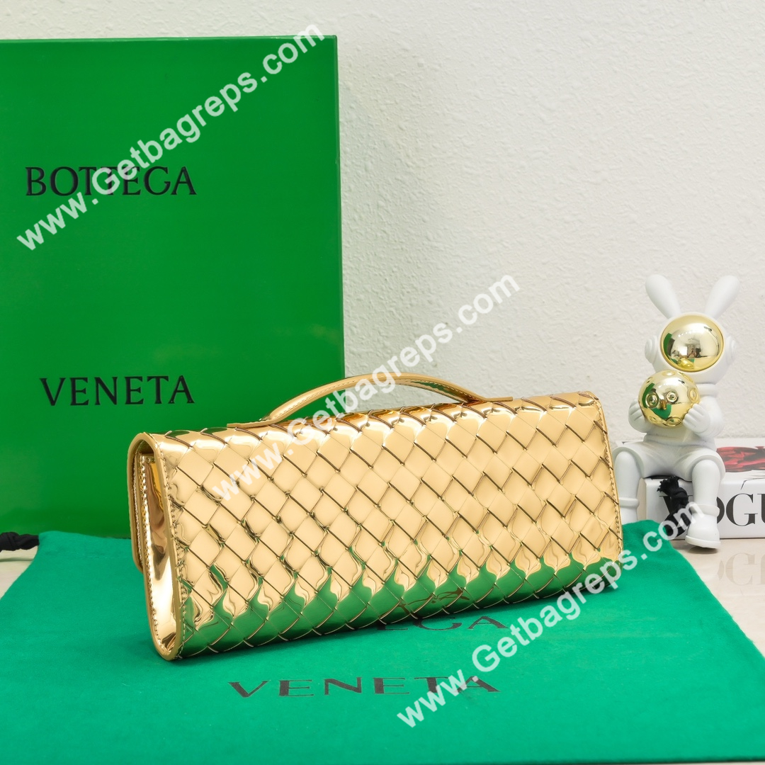 Bottega Veneta Andiamo Clutch Top Handle Clutch in Intrecciato Leather with Foggy Mirror Effect Gold
