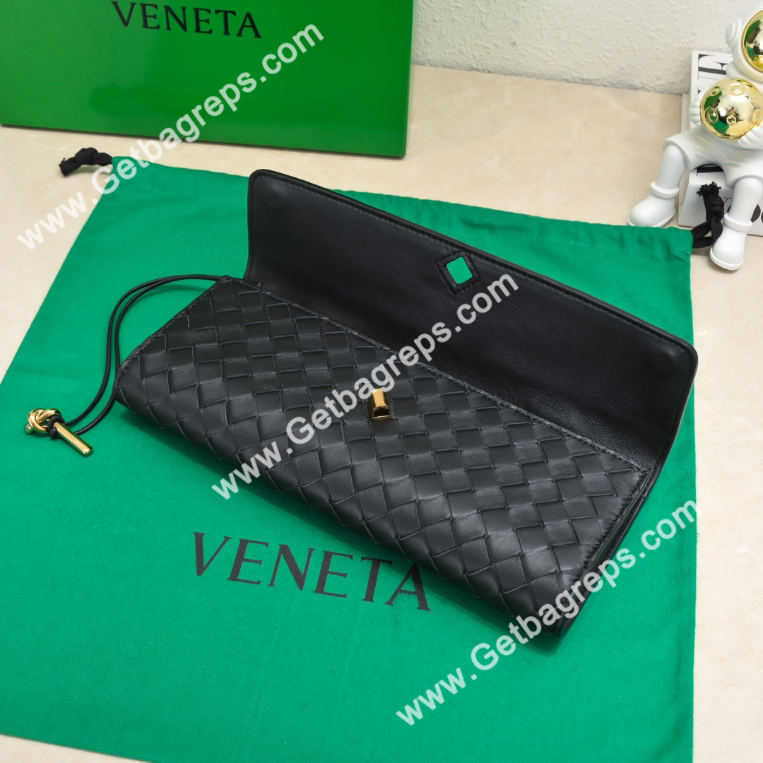 Bottega Veneta Andiamo Clutch Top Handle Clutch in in Supple Intrecciato Leather Black