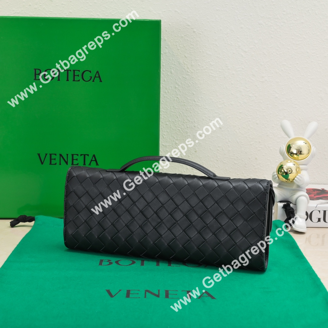Bottega Veneta Andiamo Clutch Top Handle Clutch in in Supple Intrecciato Leather Black