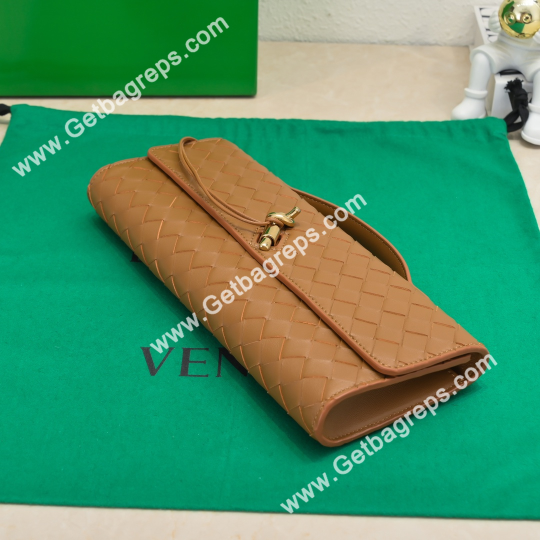 Bottega Veneta Andiamo Clutch Top Handle Clutch in in Supple Intrecciato Leather Brown