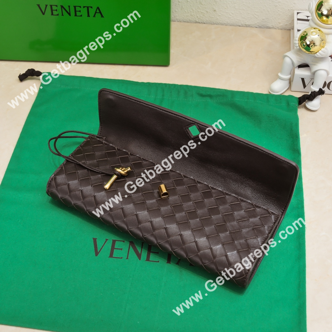 Bottega Veneta Andiamo Clutch Top Handle Clutch in in Supple Intrecciato Leather Coffee
