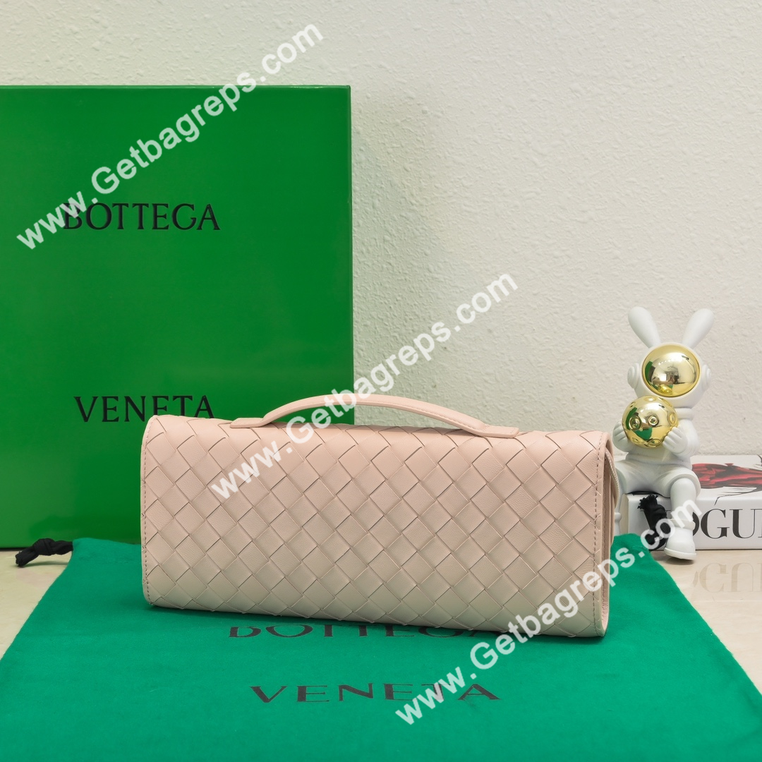 Bottega Veneta Andiamo Clutch Top Handle Clutch in in Supple Intrecciato Leather Pink