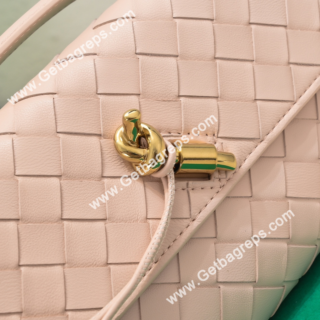 Bottega Veneta Andiamo Clutch Top Handle Clutch in in Supple Intrecciato Leather Pink