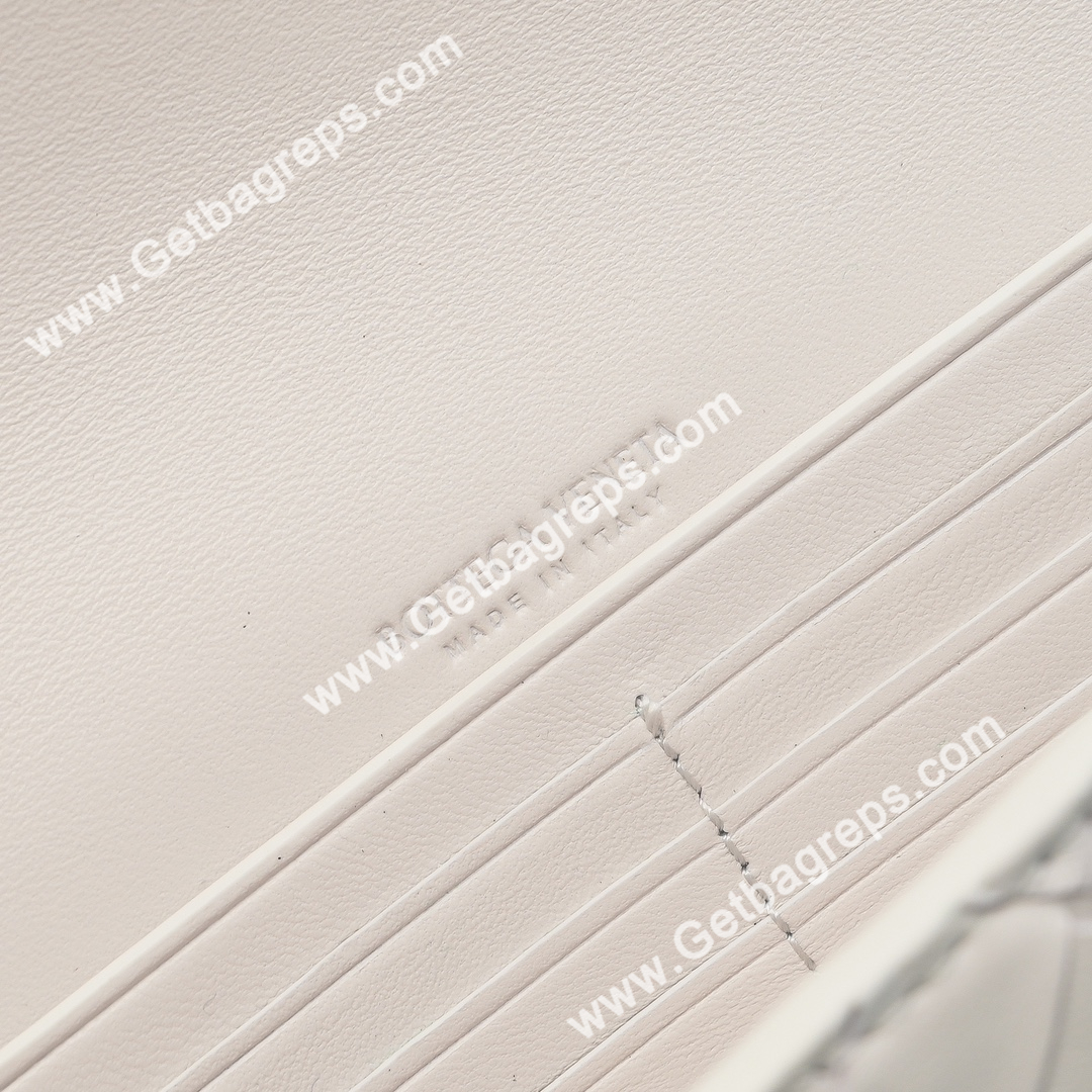 Bottega Veneta Andiamo Clutch Top Handle Clutch in in Supple Intrecciato Leather White