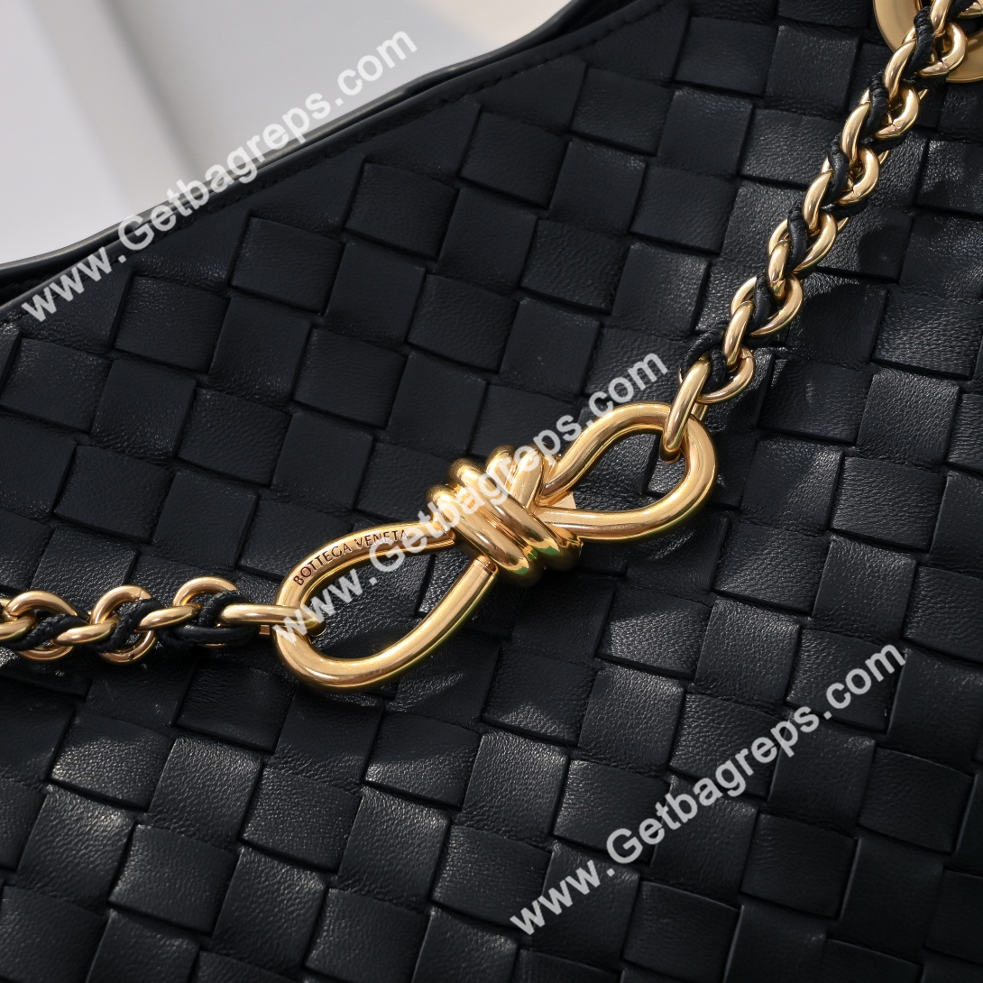 Bottega Veneta Andiamo Intrecciato Leather Top Handle Bag 32cm Black