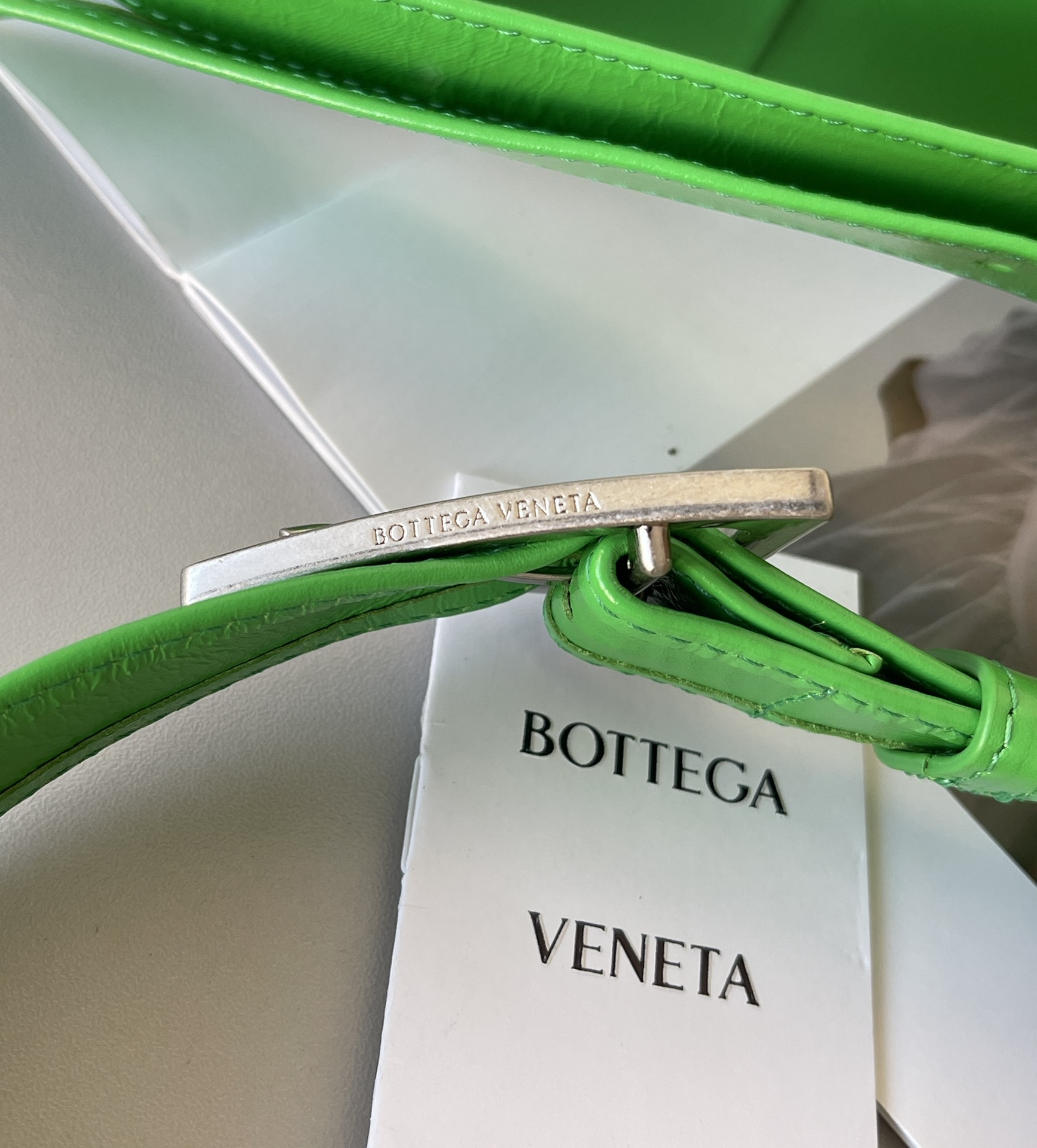 Bottega Veneta Cassette Intreccio Leather Cross-body Bag Green