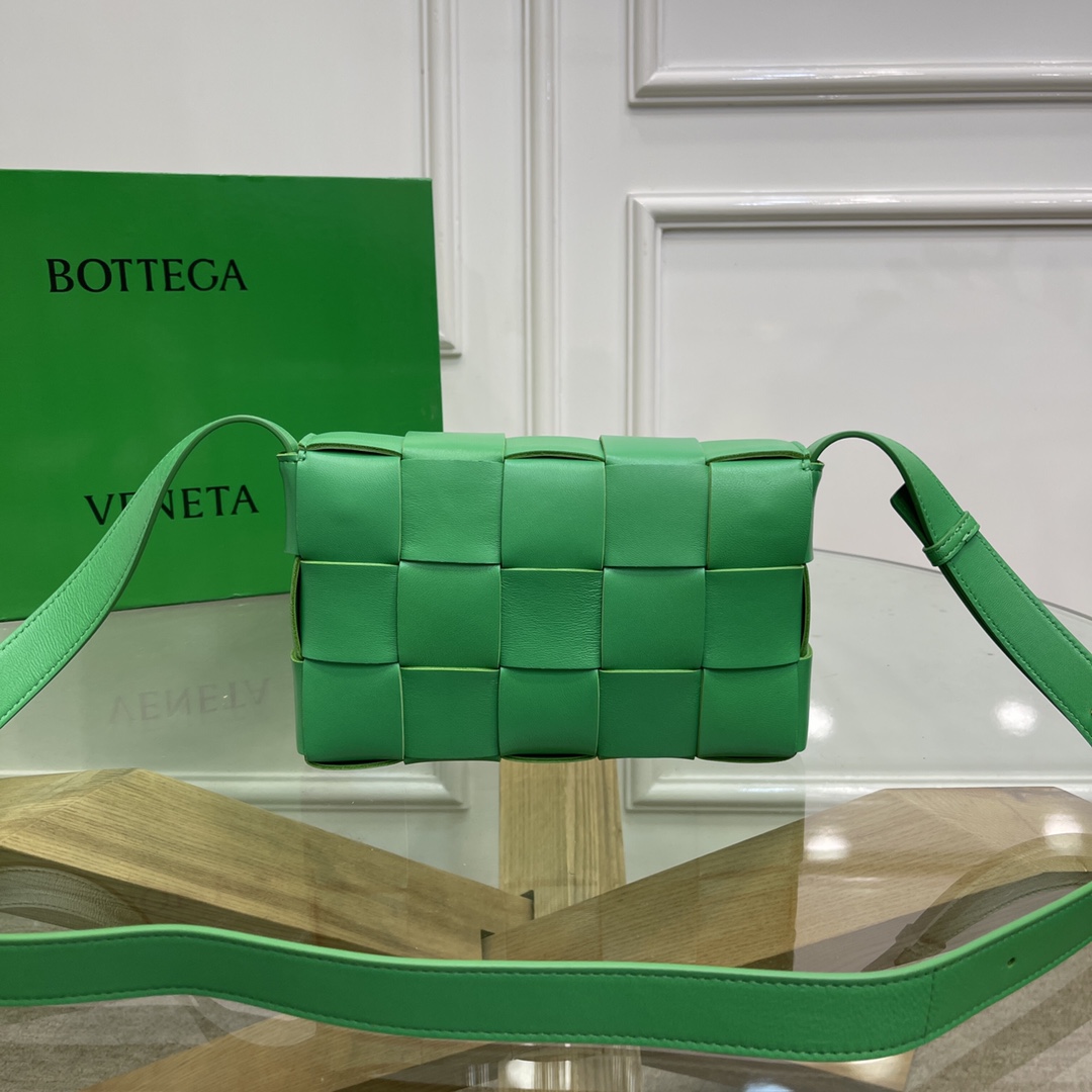 Bottega Veneta Cassette Intreccio Leather Crossbody Bag Parrot Green