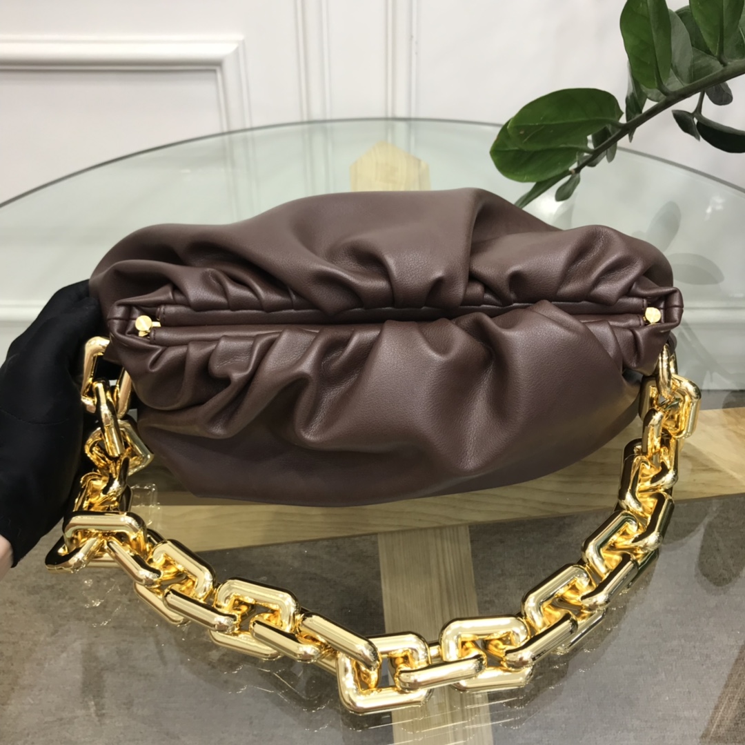 Bottega Veneta Chain Pouch Leather Clutch With Chain Dark Coffee