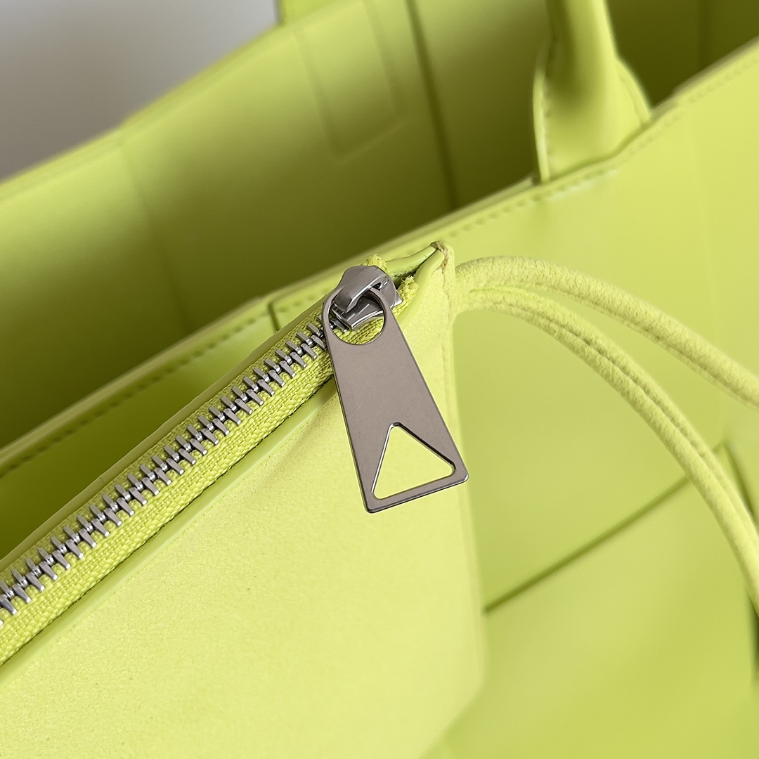 Bottega Veneta Large Arco Tote Bag Yellow