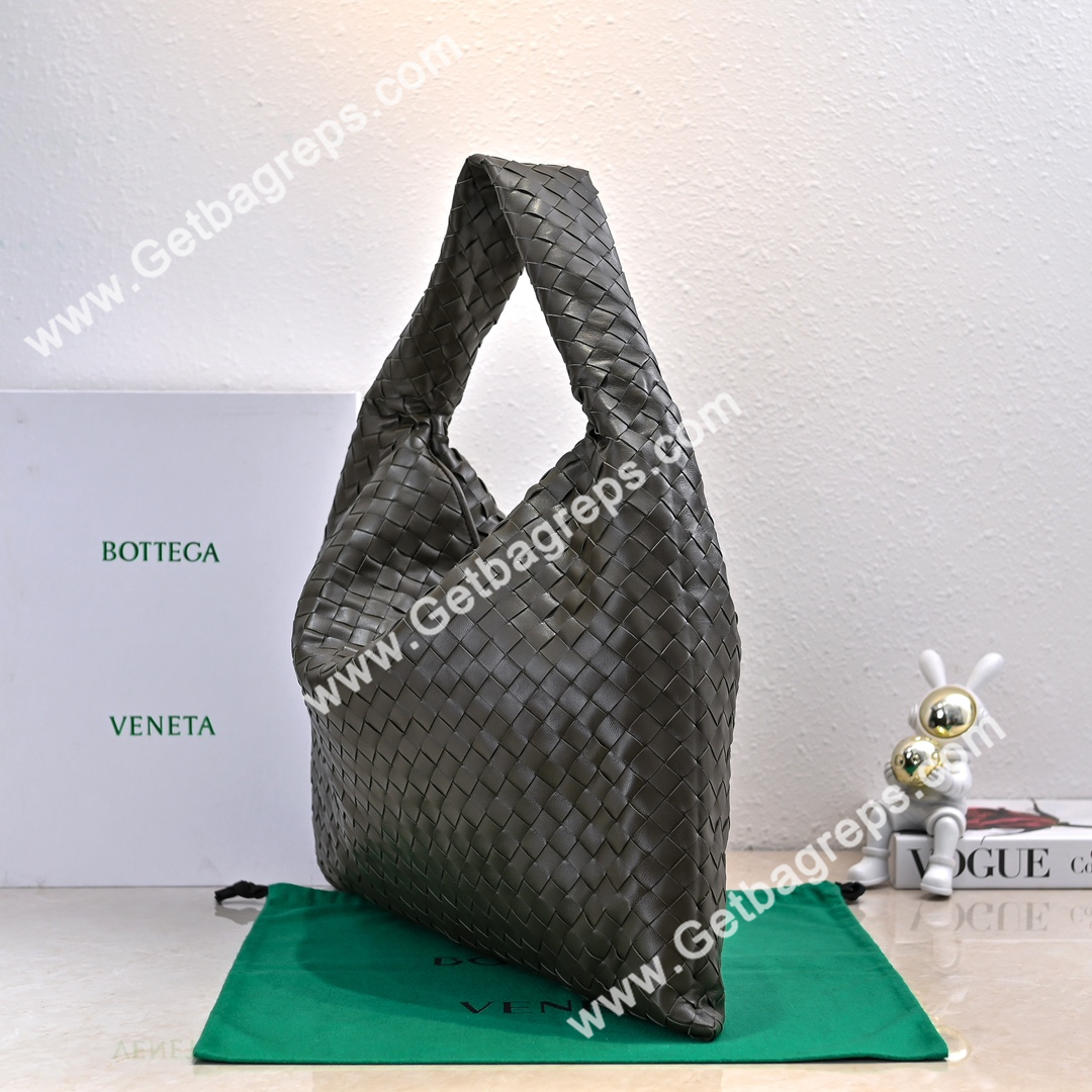 Bottega Veneta Large Hop Shoulder Bag with Intrecciato Craftsmanship in Calf Leather 54cm Coffee