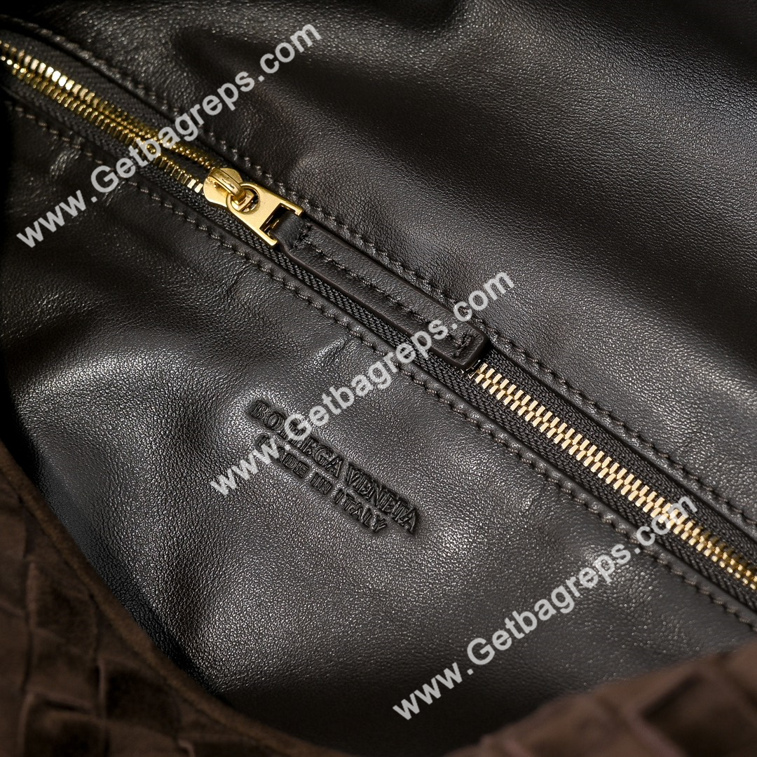 Bottega Veneta Large Hop Shoulder Bag with Intrecciato Craftsmanship in Smooth Suede 54cm Brown