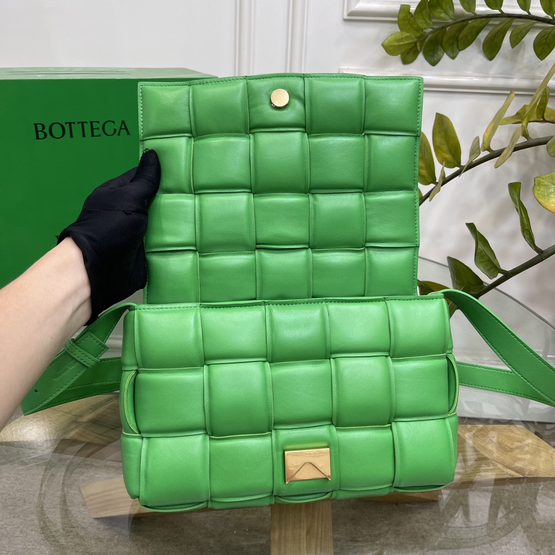 Bottega Veneta Large Padded Cassette Intreccio Leather Cross-body Bag Grass green