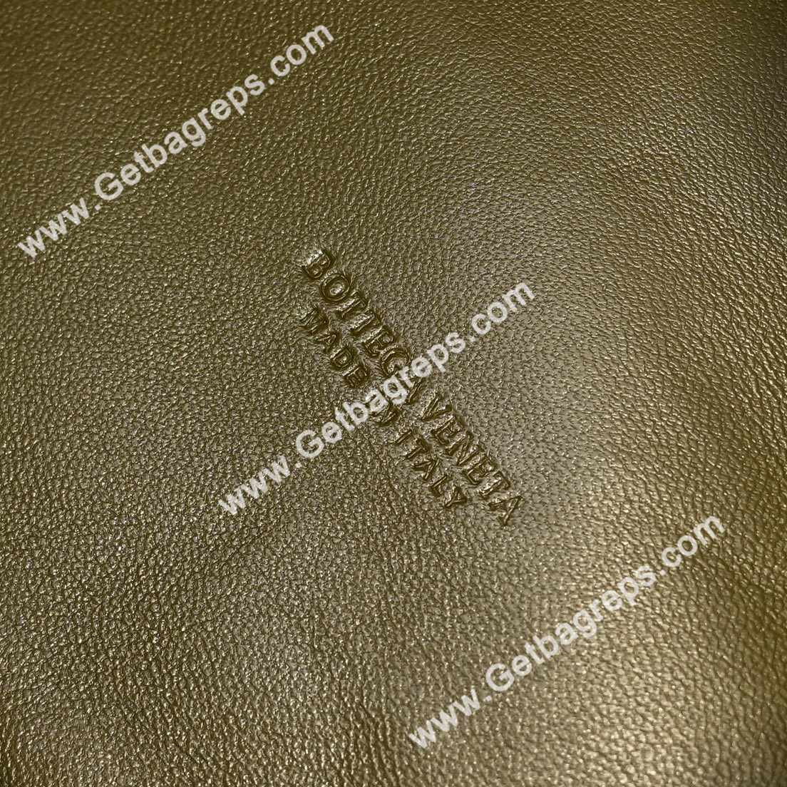 Bottega Veneta Large Parachute Shoulder bag in supple Intrecciato Leather Dark Green
