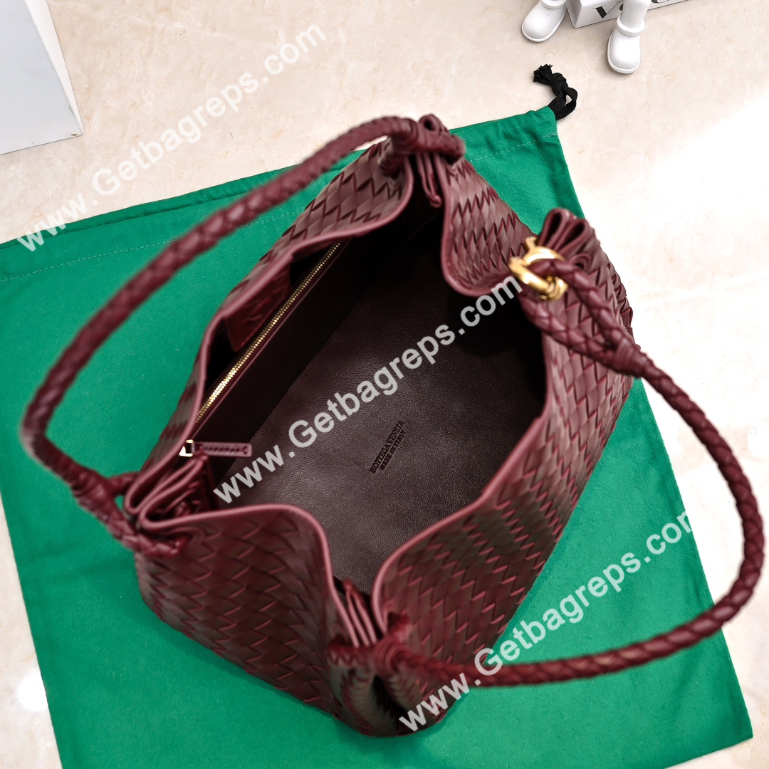 Bottega Veneta Large Parachute Shoulder bag in supple Intrecciato Leather Dark Red