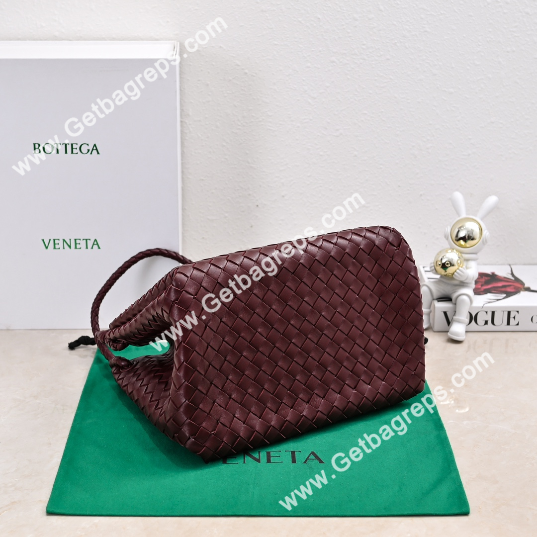 Bottega Veneta Large Parachute Shoulder bag in supple Intrecciato Leather Dark Red