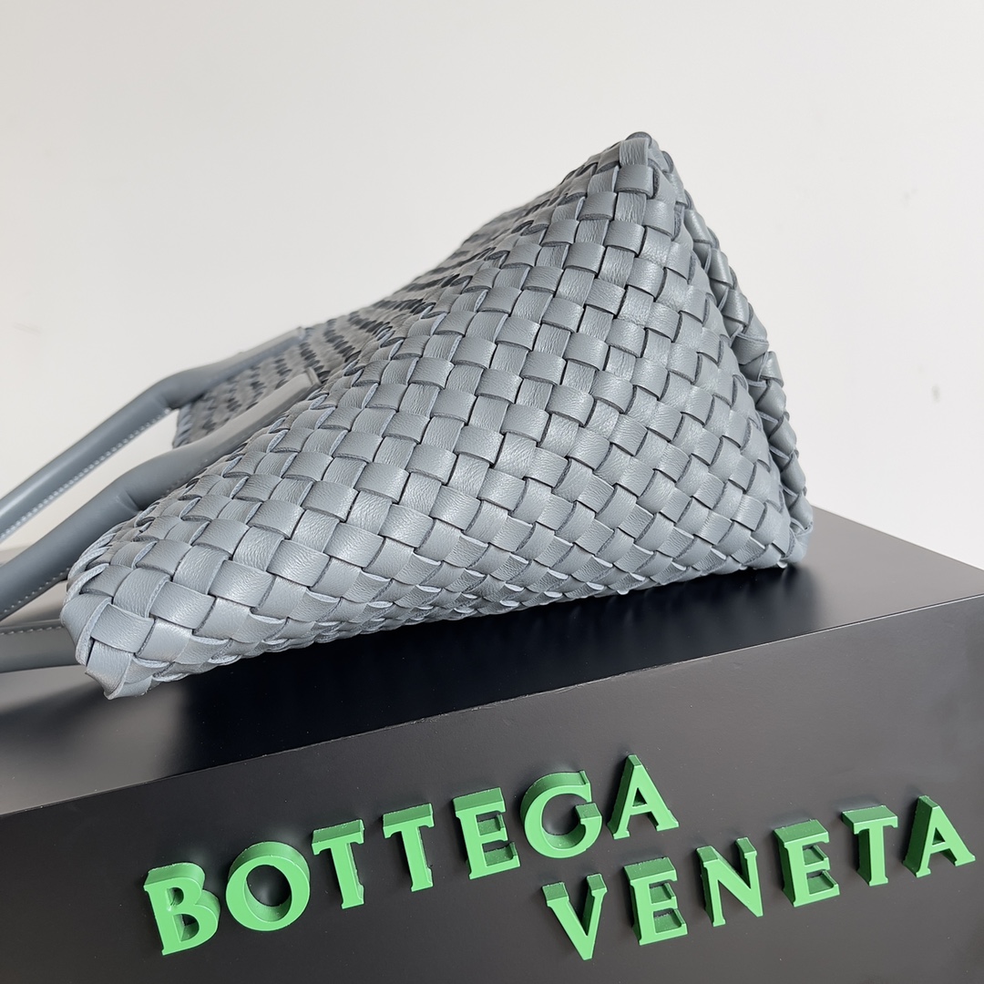 Bottega Veneta Medium Cabat Intreccio Leather Tote Bag Grey