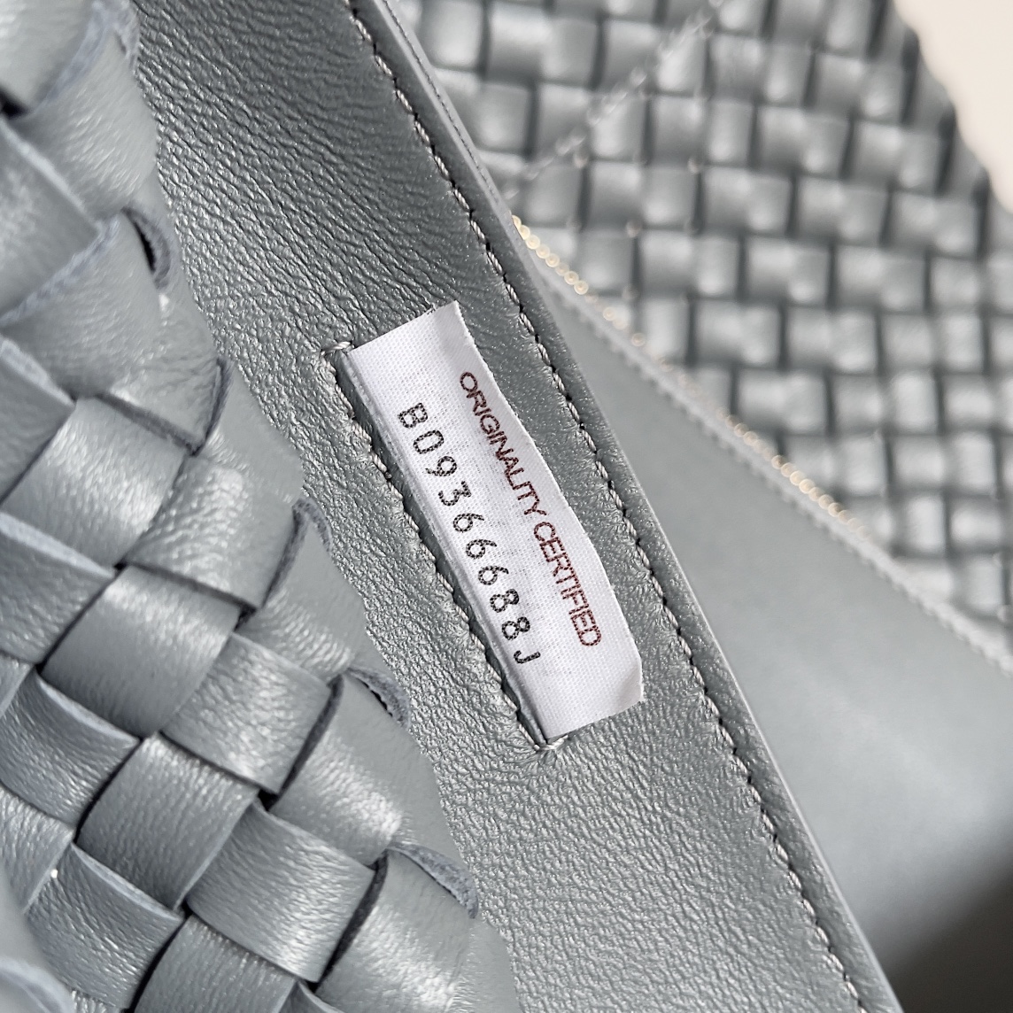 Bottega Veneta Medium Cabat Intreccio Leather Tote Bag Grey