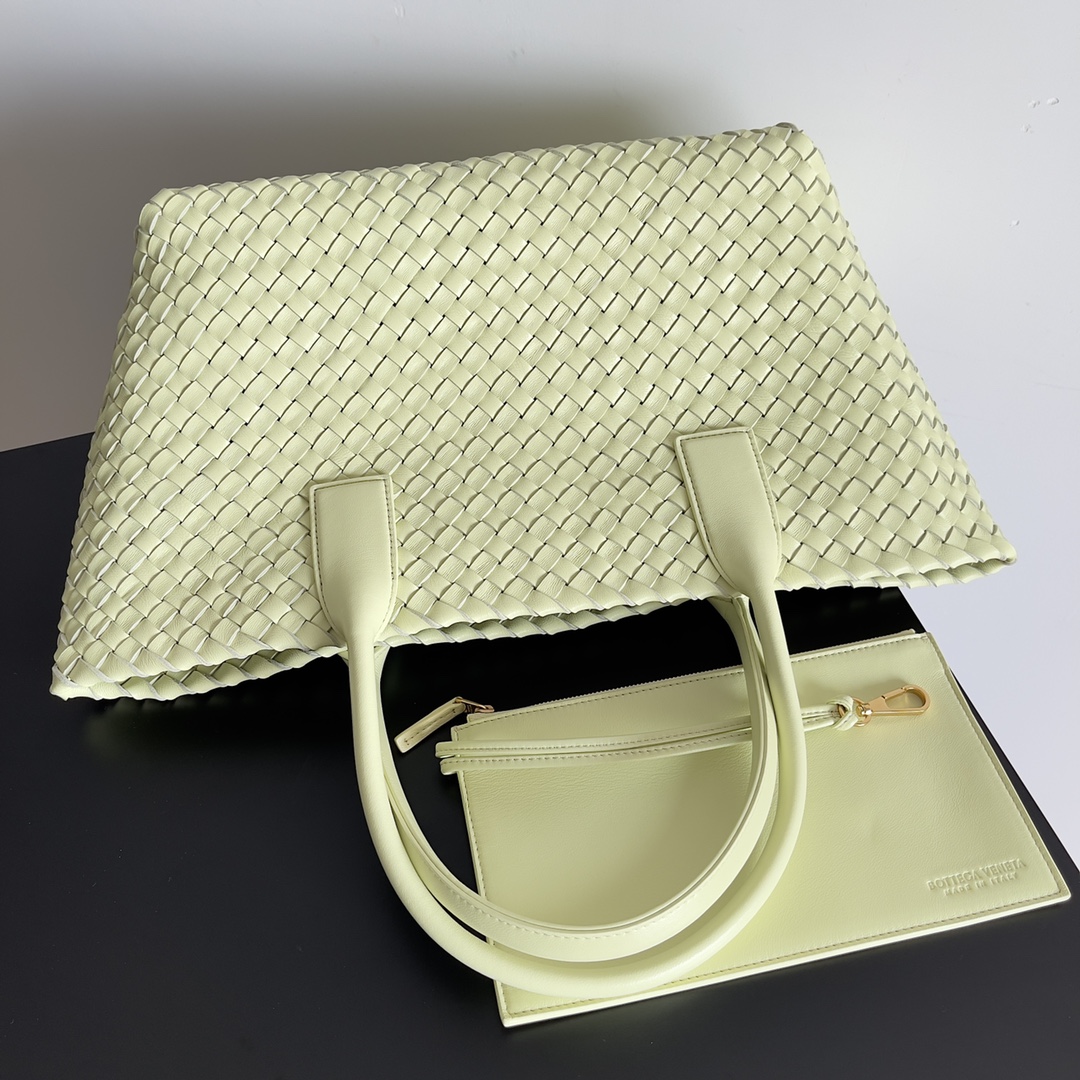 Bottega Veneta Medium Cabat Intreccio Leather Tote Bag Lemon washed