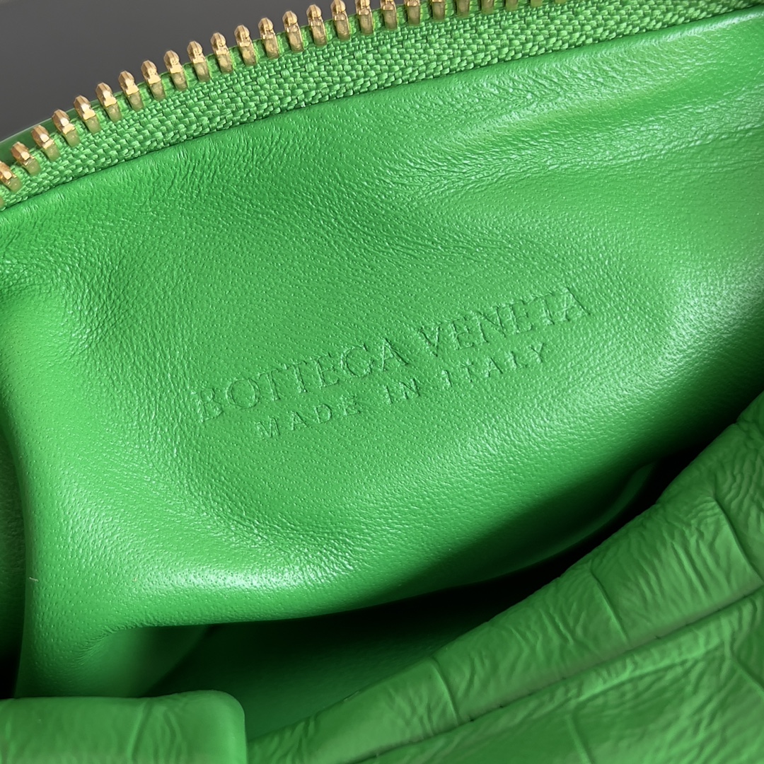 Bottega Veneta Mini Jodie Mini Alligator Leather top Handle Bag Green