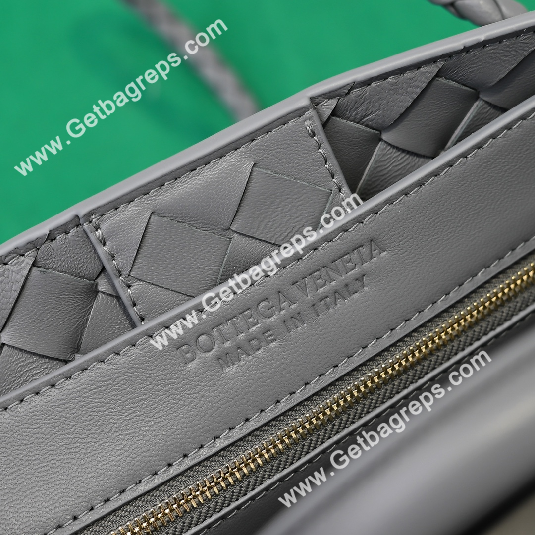 Bottega Veneta Small 25cm Andiamo Top handle bag in supple Intrecciato Deerskin Grey