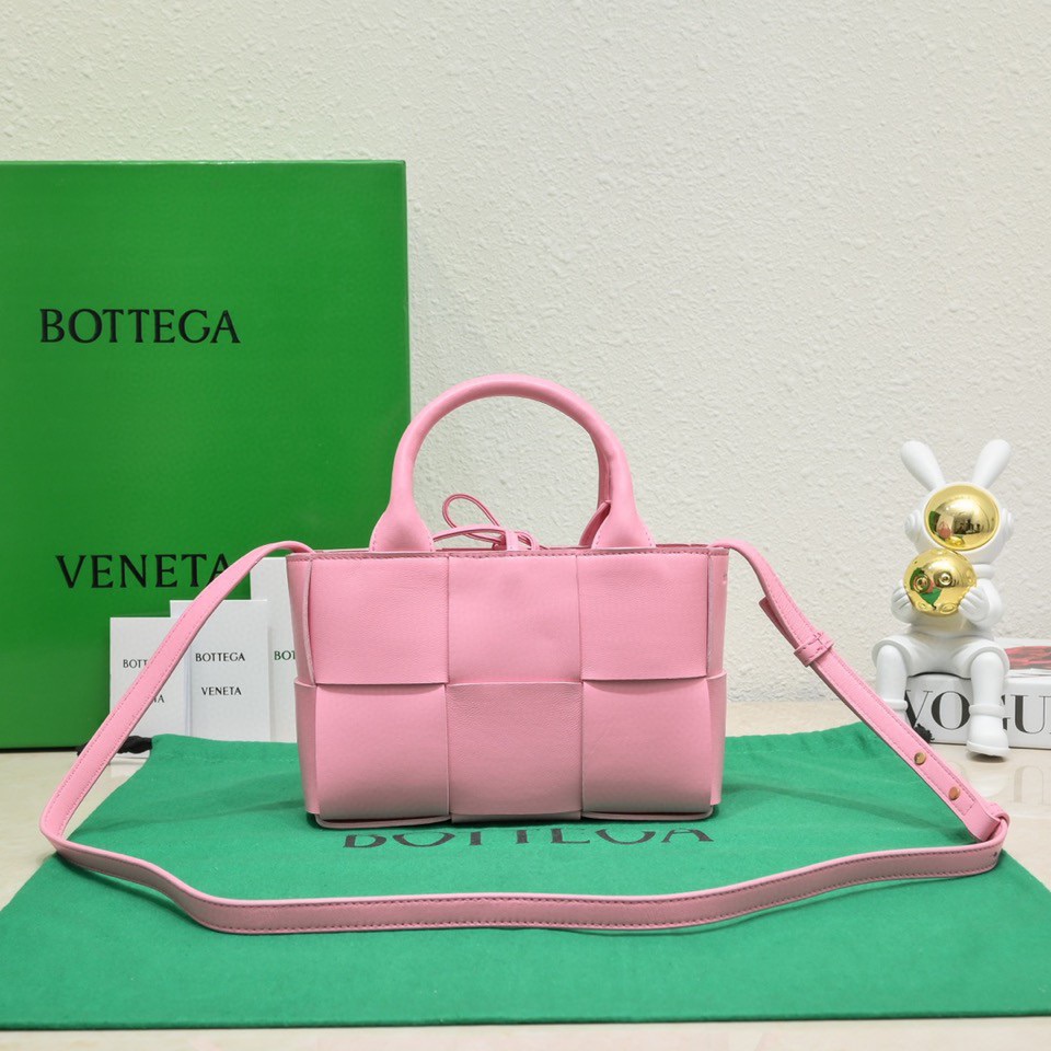 Bottega Veneta Small Arco Intreccio Leather Tote Bag Pink