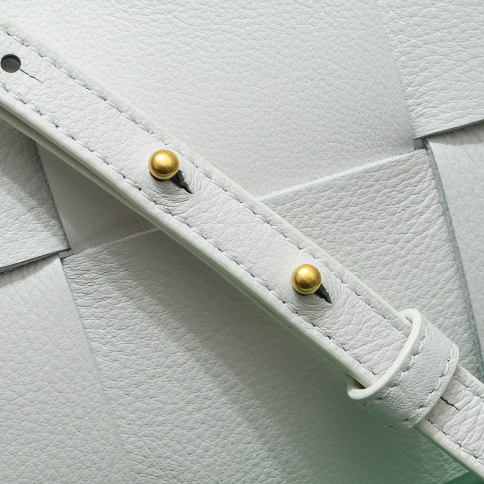 Bottega Veneta Small Arco Intreccio Leather Tote Bag White