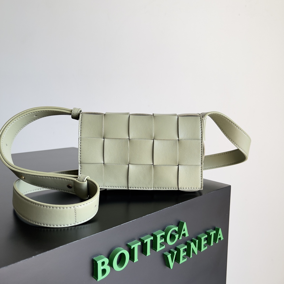 Bottega Veneta Small Cassette Intreccio Leather Cross-body Bag-3