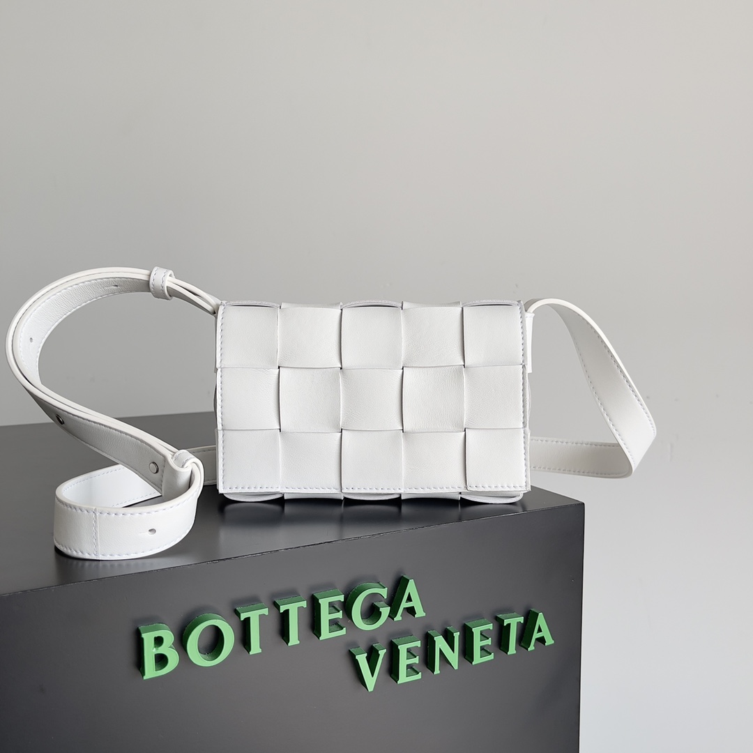 Bottega Veneta Small Cassette Intreccio Leather Cross-body Bag-6