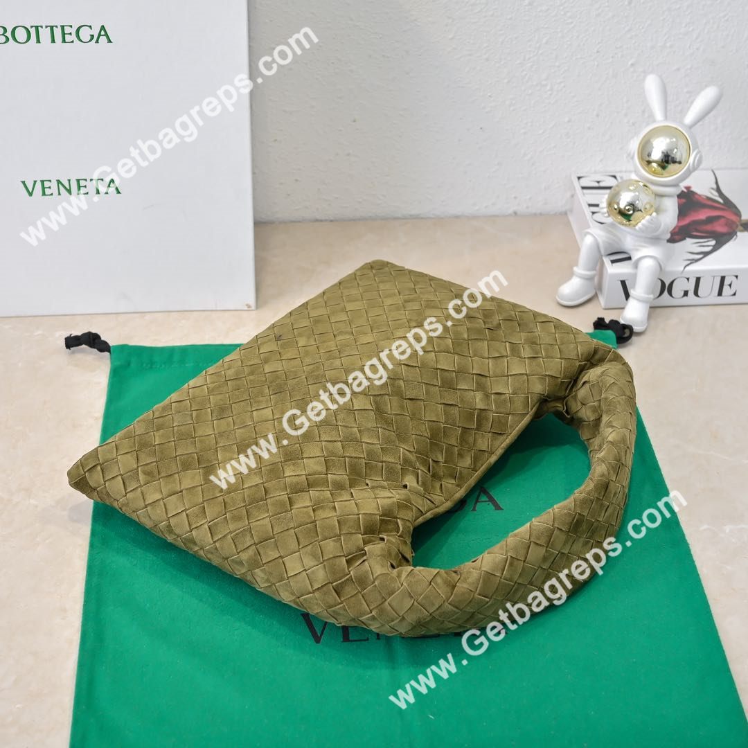 Bottega Veneta Small Hop Shoulder Bag with Intrecciato Craftsmanship in Smooth Suede 41cm Dark Green