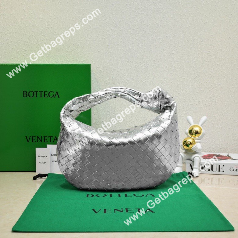 Bottega Veneta Small Jodie Shoulder Bag in Supple Intrecciato Leather 36cm Silver