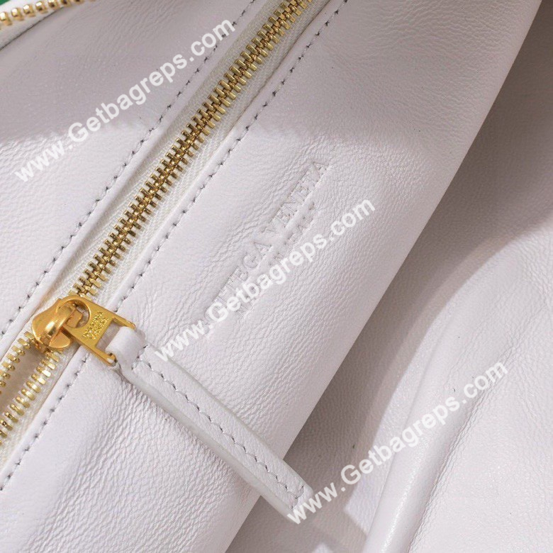Bottega Veneta Small Jodie Shoulder Bag in Supple Intrecciato Leather 36cm White