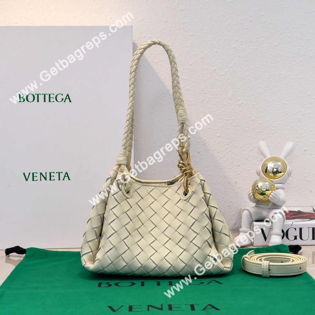 Bottega Veneta Small Parachute Shoulder bag in supple Intrecciato Leather Beige