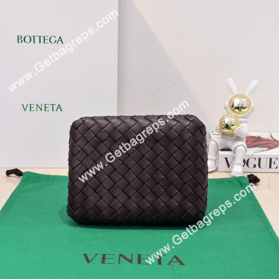 Bottega Veneta Small Parachute Shoulder bag in supple Intrecciato Leather Dark Coffee