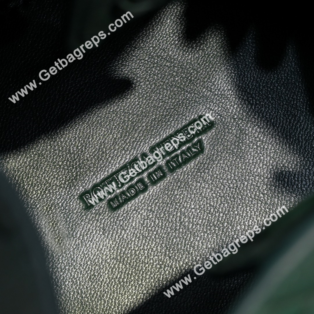 Bottega Veneta Small Parachute Shoulder bag in supple Intrecciato Leather Dark Green