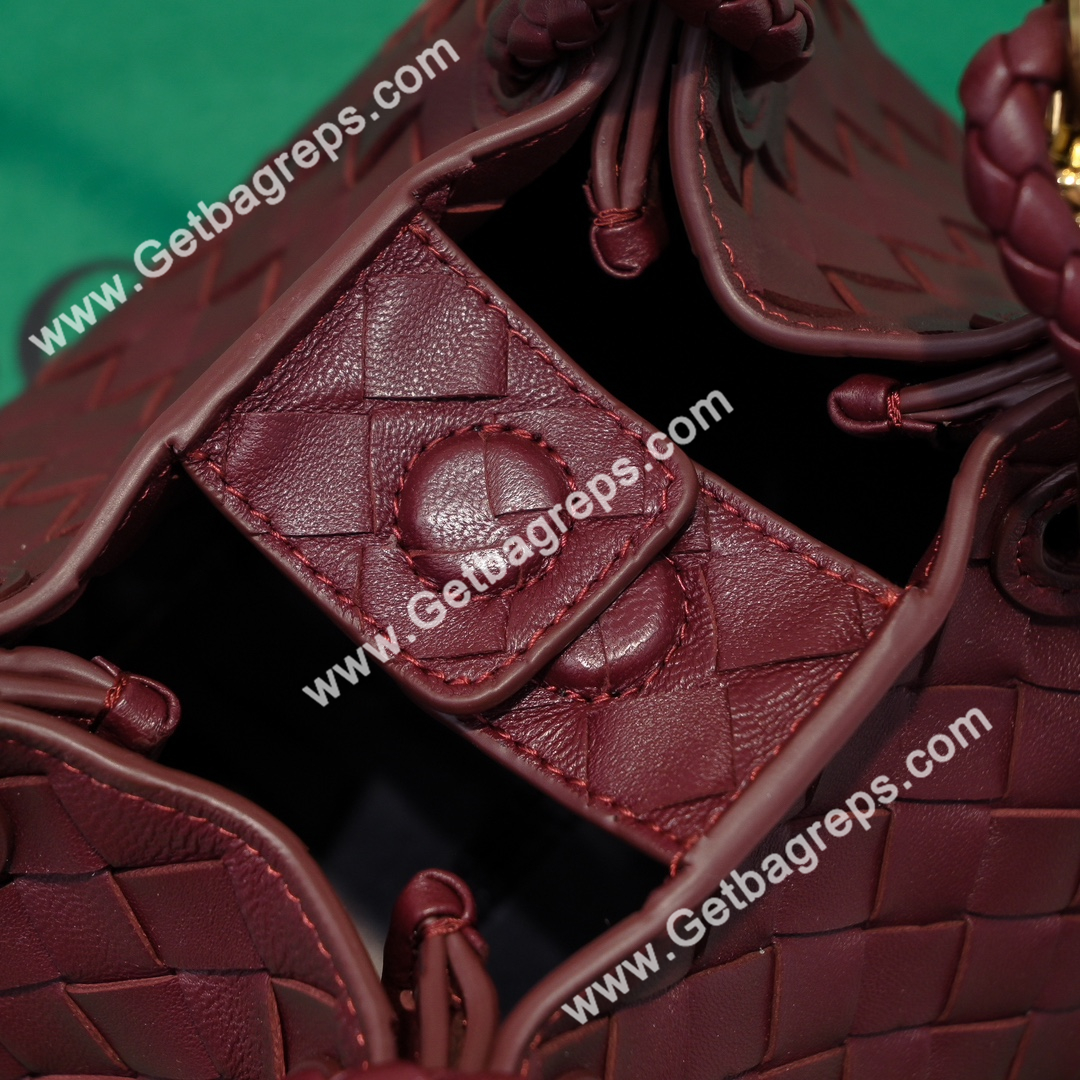 Bottega Veneta Small Parachute Shoulder bag in supple Intrecciato Leather Dark Red