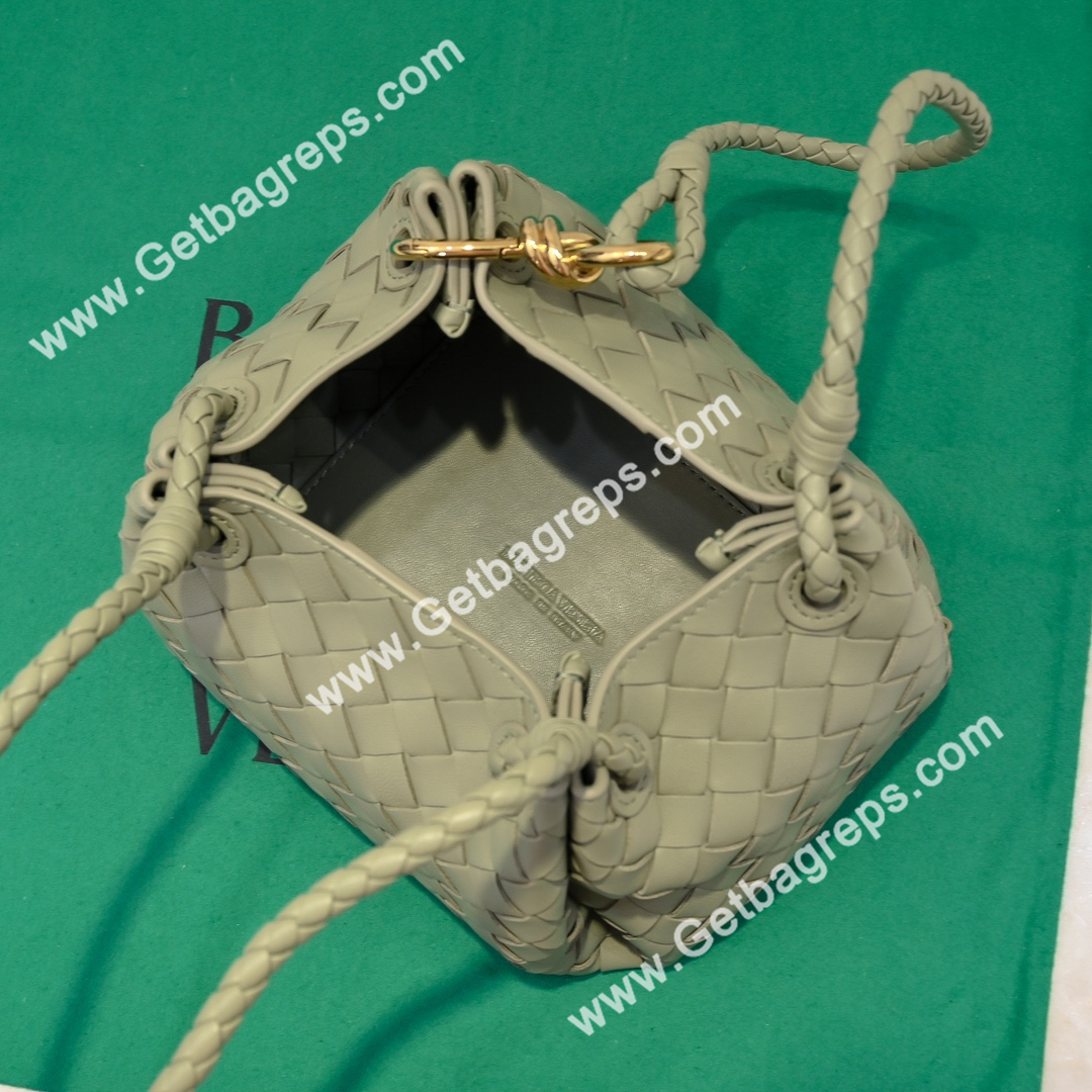 Bottega Veneta Small Parachute Shoulder bag in supple Intrecciato Leather Green