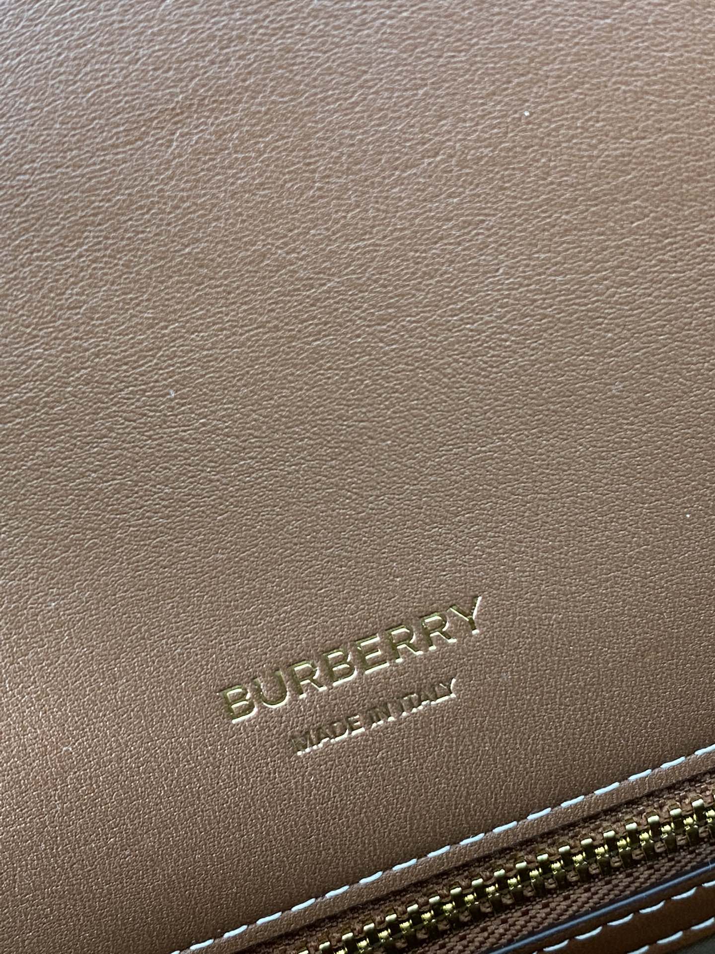 Burberry Vintage Check Small Two-handle Title Bag Archive Beige-1