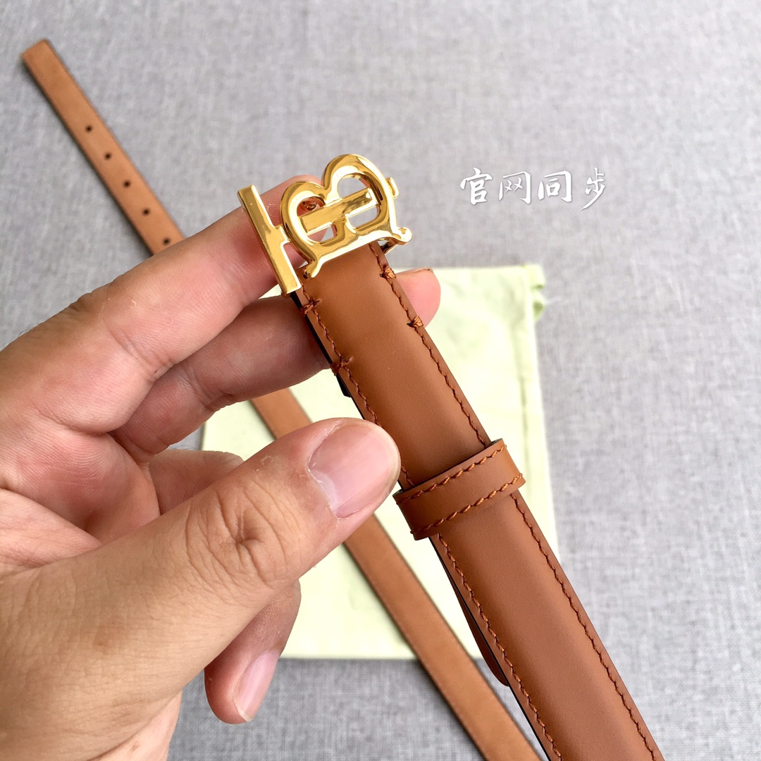 Burberry Women Leather Belt Width 2.0cm 030