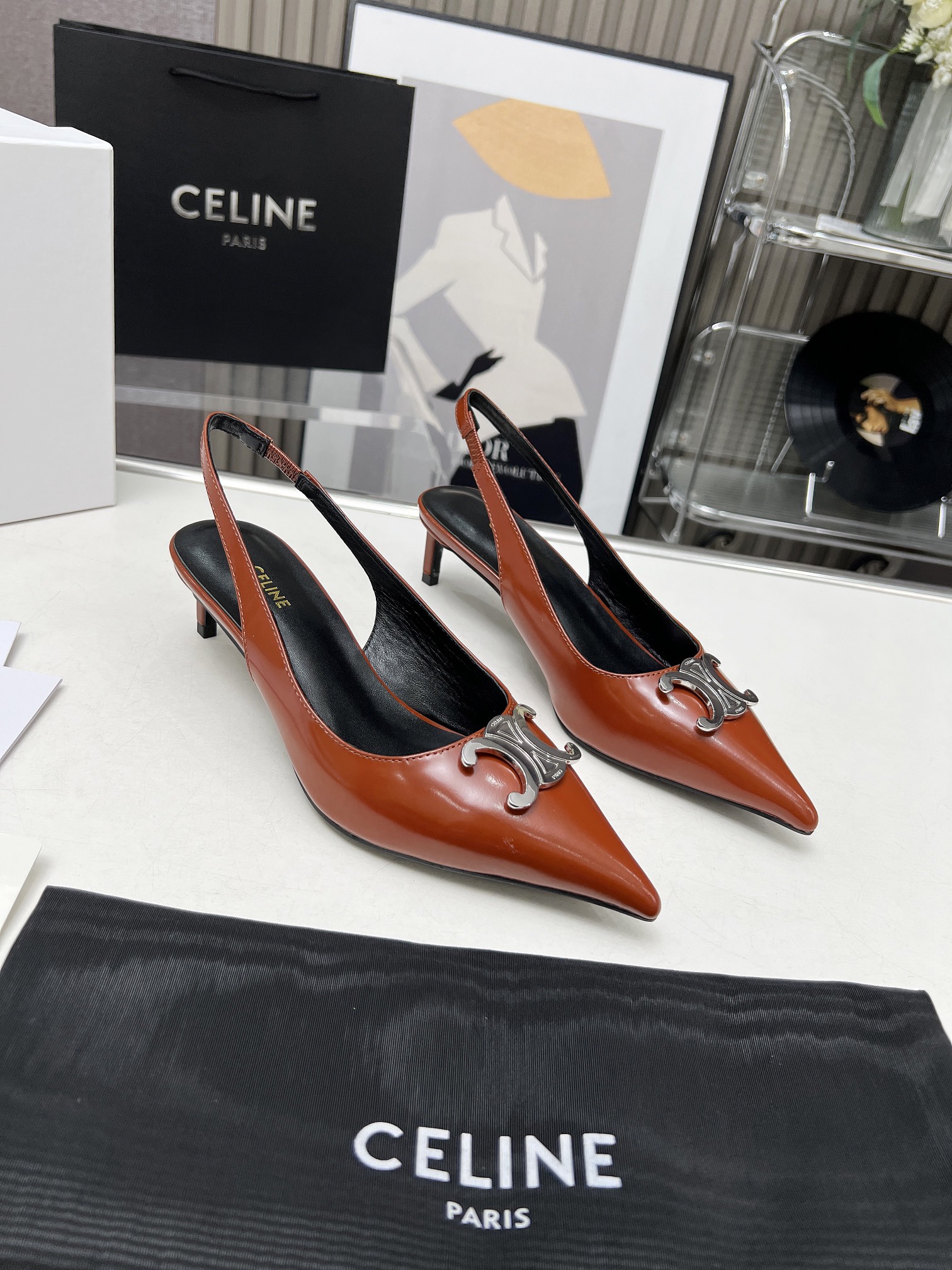 Celine Alma Triomphe Slingback in Glossy-0006